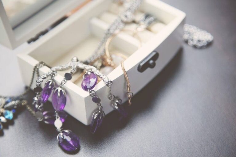 popular jewelry boxes for necklace in us